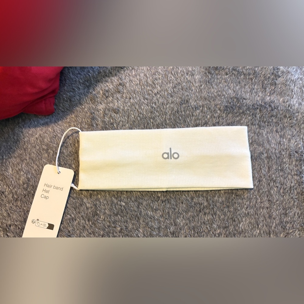 ALO Yoga White Hair Band